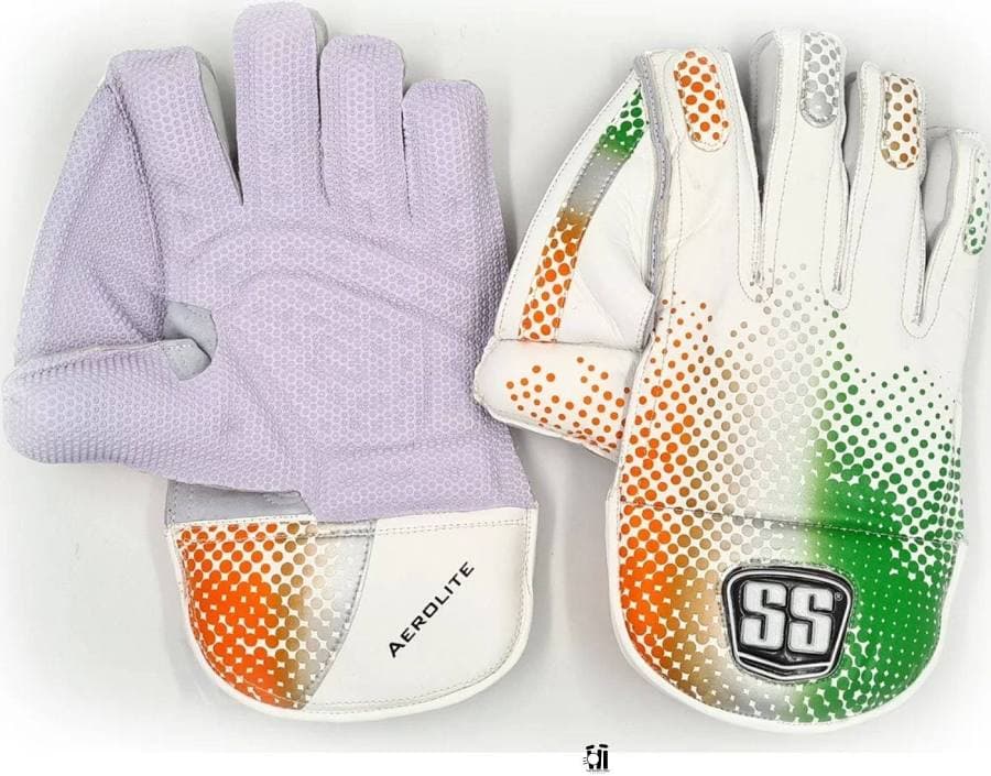 SS Aerolite Cricket Wicket Keeping Gloves